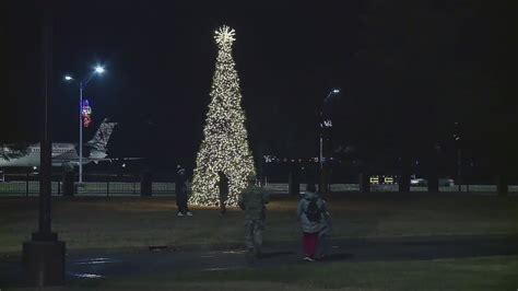 Making sure military families get in the holiday spirit